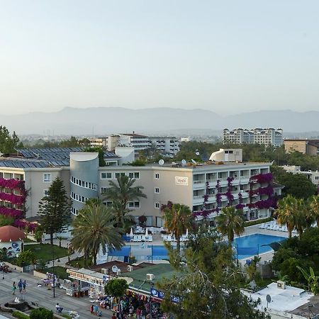 Venus Hotel Side Exterior photo