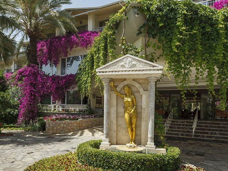 Venus Hotel Side Exterior photo
